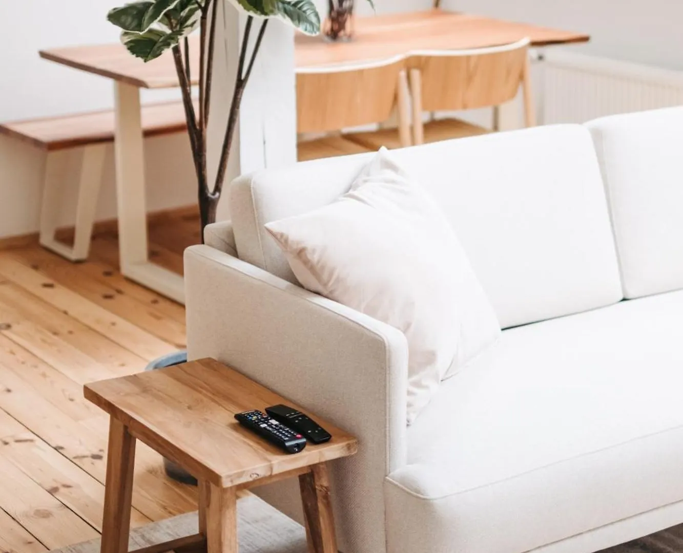 프라하 Modern Sunlit Loft With A/C In Prime Location 아파트